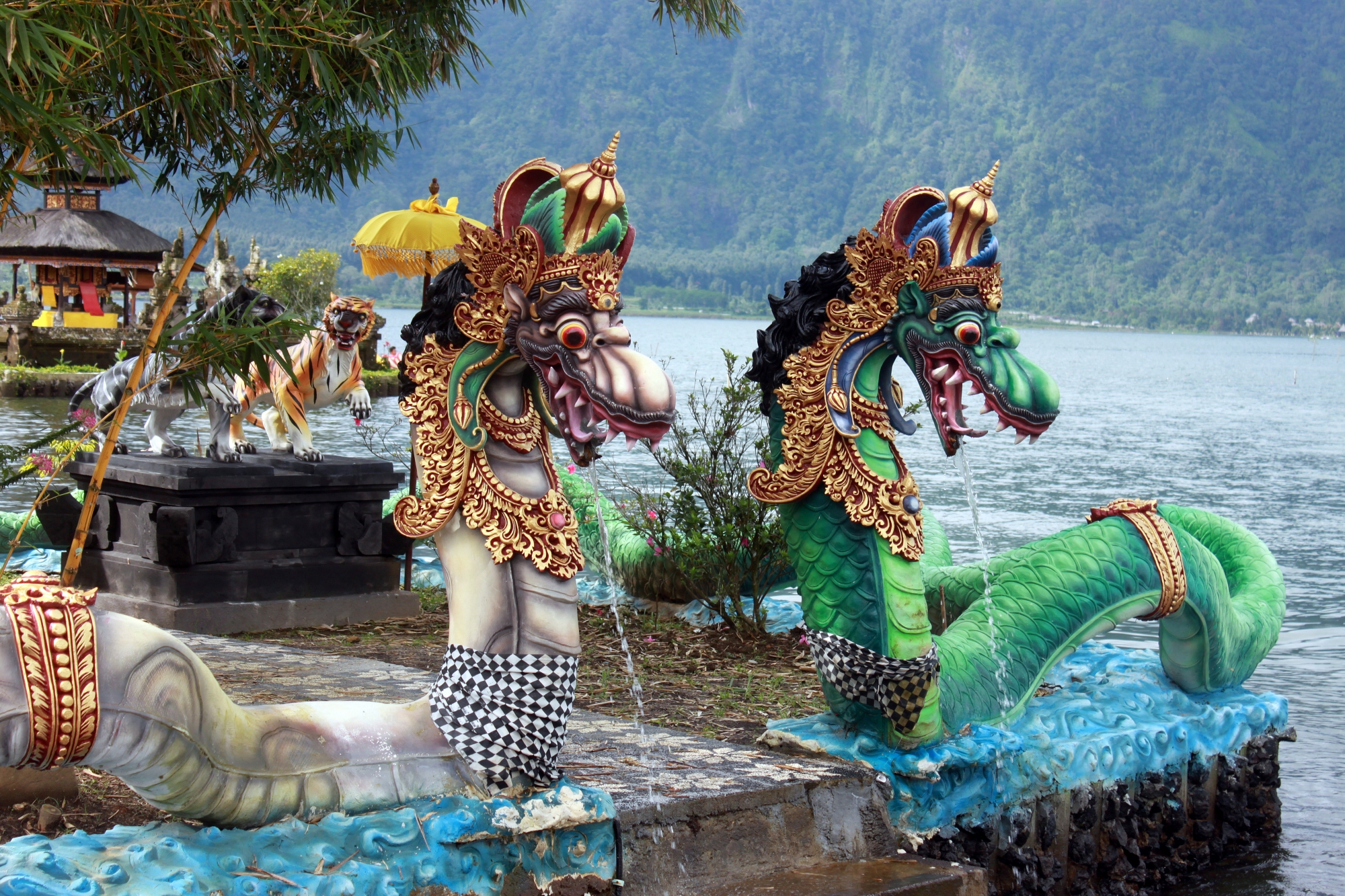 Temple "Pura Ulun Danu Bratan"