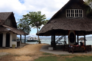 Plage bordant la commune de Badian