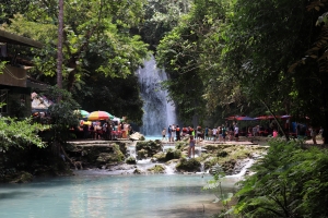 Chutes de Kawasan, destination touristique très populaire