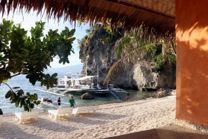 Vue de notre chambre d'Apo Beach Resort