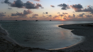 Apéritif sur une île