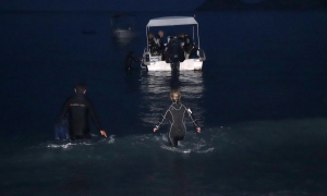 Embarquement sur l'un des bateaux du centre