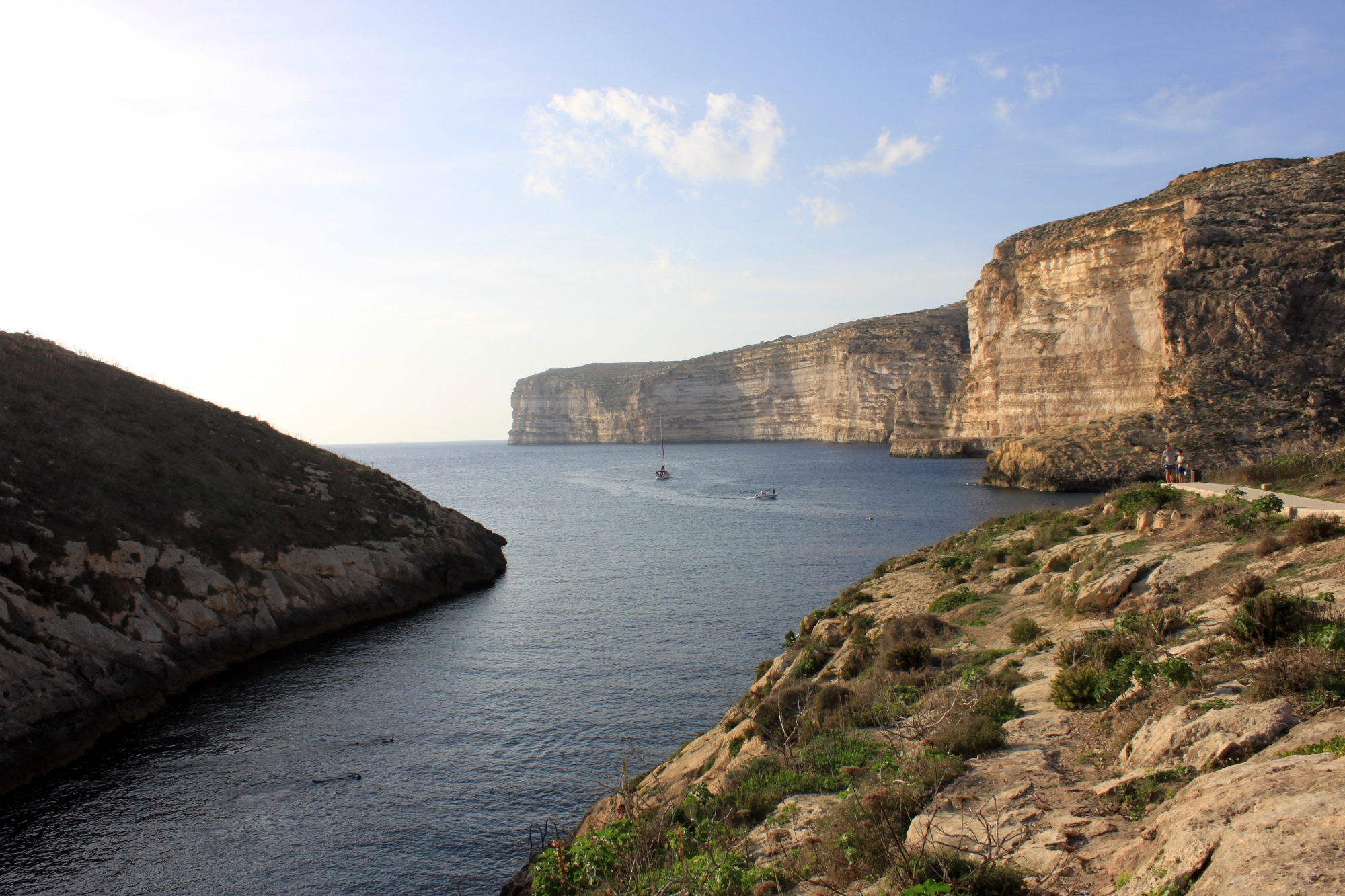 Entrée de la crique vue de la baie "il-Kantra"