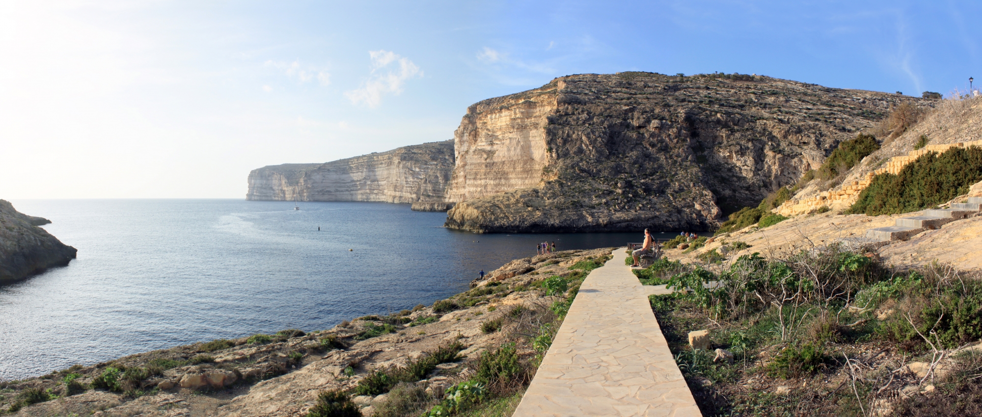 Entrée de la crique vue de la baie "il-Kantra"